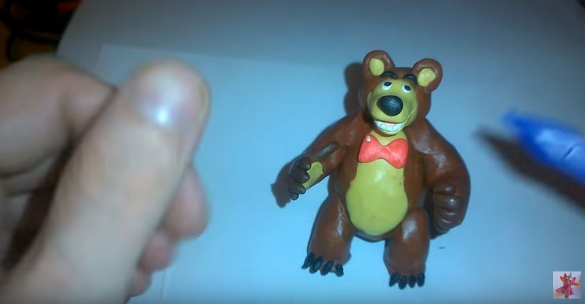 Медведь из пластилина 12